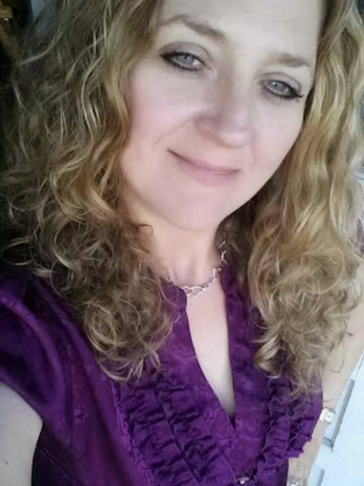 Meet your Posher, Lori
